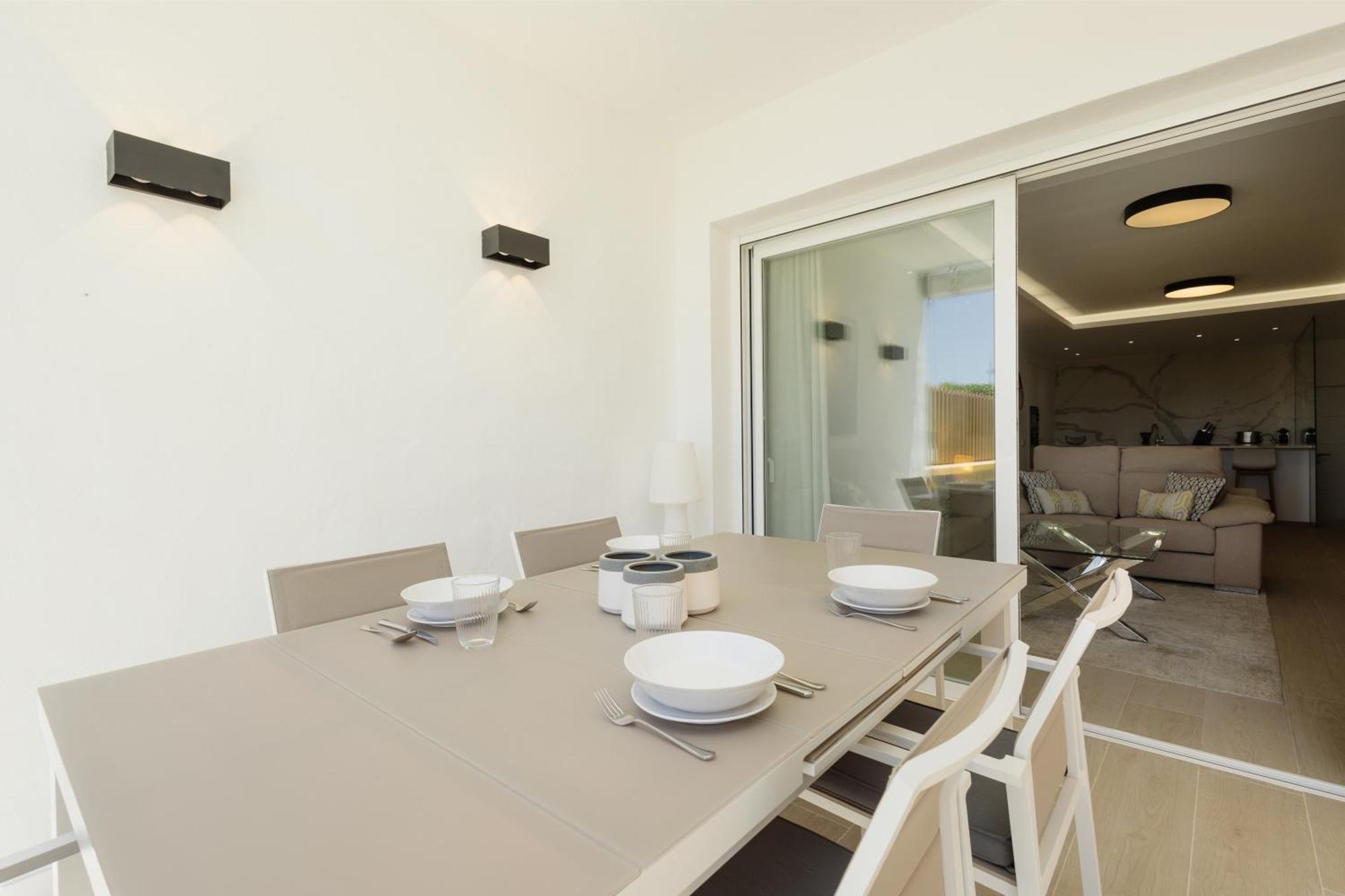 Renovated Apartment With Garden And Direct Beach Access, Marbella East Eksteriør billede