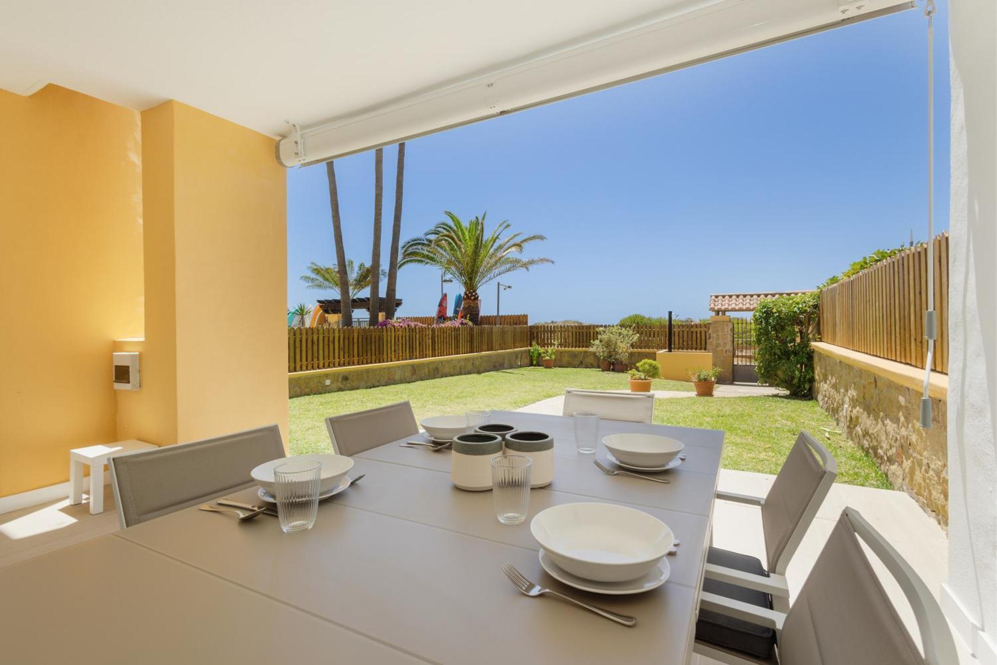 Renovated Apartment With Garden And Direct Beach Access, Marbella East Eksteriør billede