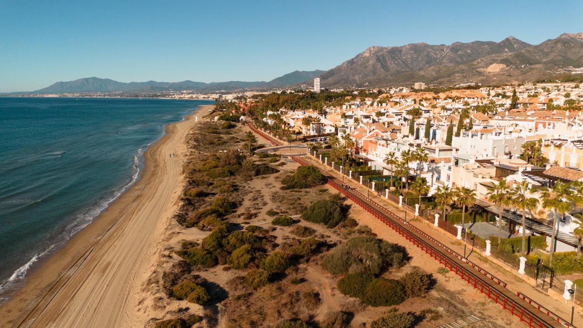 Renovated Apartment With Garden And Direct Beach Access, Marbella East Eksteriør billede