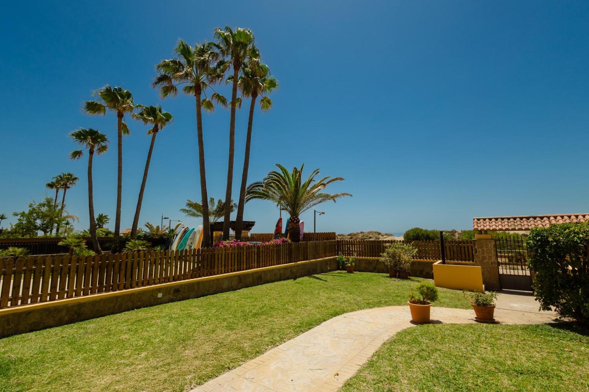 Renovated Apartment With Garden And Direct Beach Access, Marbella East Eksteriør billede